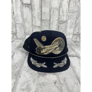 Vintage United States NASA STS Space Shuttle Snap Back Mesh Back Trucker Hat Cap